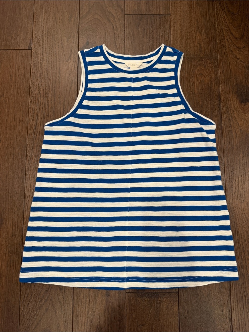 Caslon Blue and White Striped Women’s Tank Size Small - C4-103